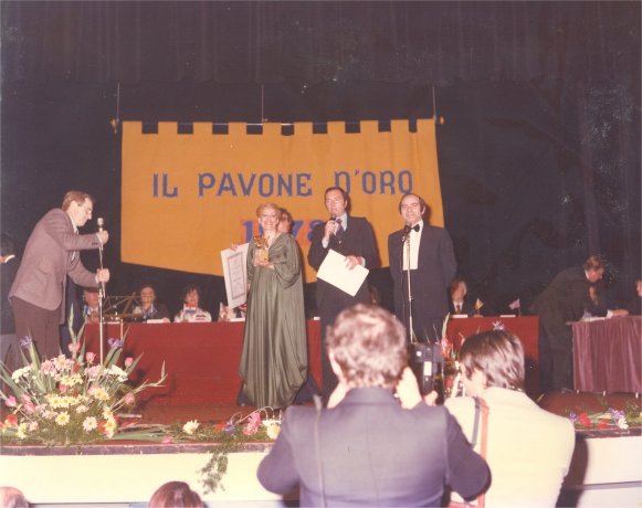 Pavone d'oro